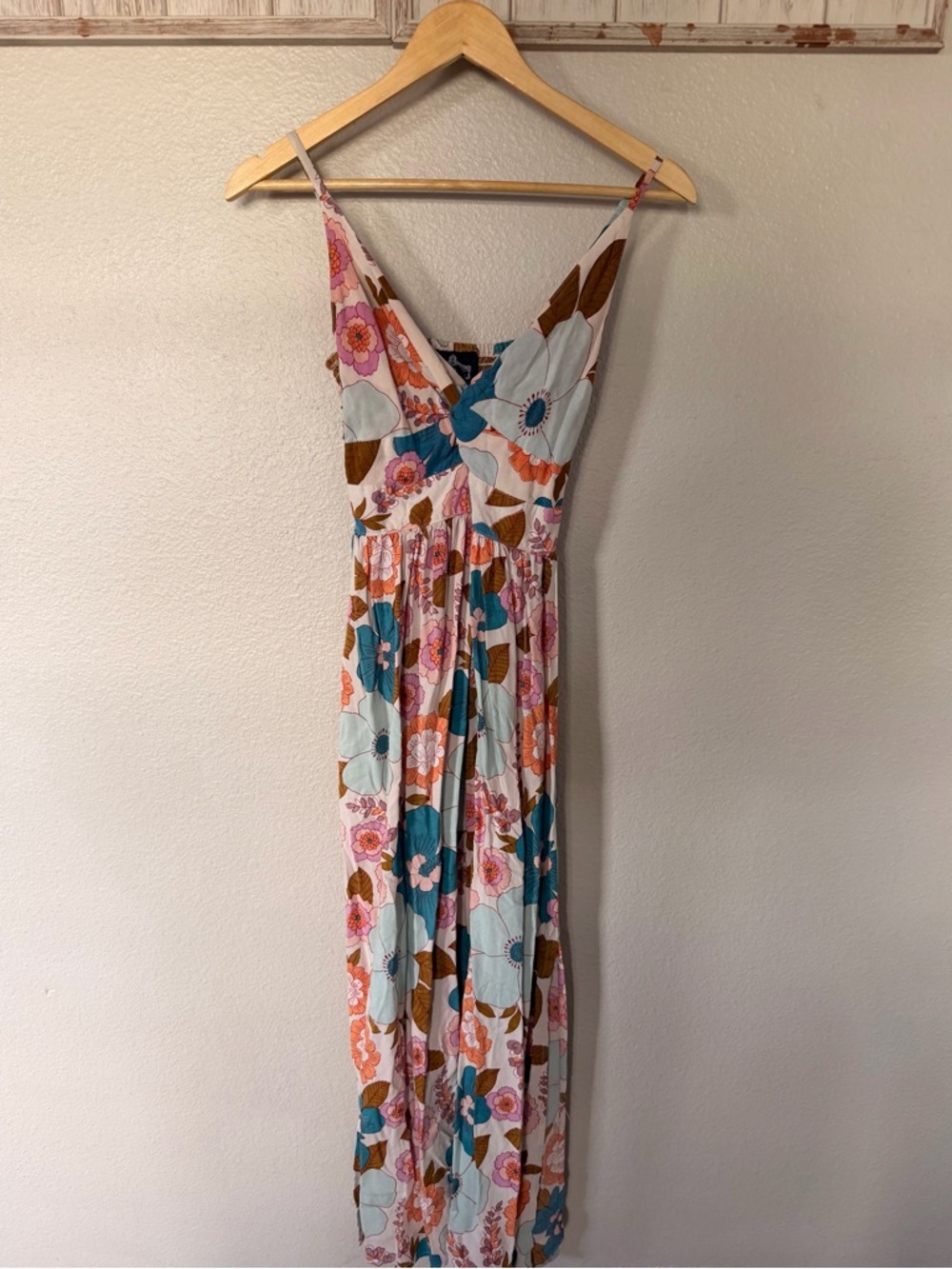 Angie Floral V-Neck Maxi Dress in Pink, Blue & Brown